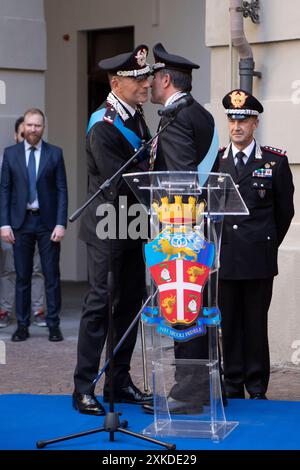 Torino, Italien. Juli 2024. Cerimonia di insediamento del gen. Andrea Paterna al comando della Legione dei Carabinieri di Piemonte e Valle d'Aosta presso la caserma Bergia a Torino, Italia - Lunedì, 22 Luglio 2024 - Cronaca - ( Foto Andrea Alfano/LaPresse ) Zeremonie für General Andrea Paterna, Leiter der Carabinieri Legion Piemonte und Valle d'Aosta in caserma Bergia in Turin, Italien - Montag, 22. Juli 2024 - News - ( Foto Andrea Alfano/LaPresse ) Credit: LaPresse/Alamy Live News Stockfoto