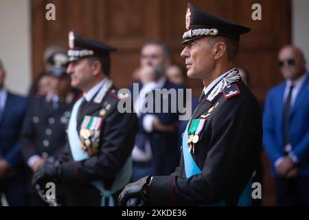 Torino, Italien. Juli 2024. Cerimonia di insediamento del gen. Andrea Paterna al comando della Legione dei Carabinieri di Piemonte e Valle d'Aosta presso la caserma Bergia a Torino, Italia - Lunedì, 22 Luglio 2024 - Cronaca - ( Foto Andrea Alfano/LaPresse ) Zeremonie für General Andrea Paterna, Leiter der Carabinieri Legion Piemonte und Valle d'Aosta in caserma Bergia in Turin, Italien - Montag, 22. Juli 2024 - News - ( Foto Andrea Alfano/LaPresse ) Credit: LaPresse/Alamy Live News Stockfoto