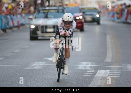 Joao Almeida Portugal UAE Team Emirates Time Trial Nice Tour de France 2024 Stockfoto