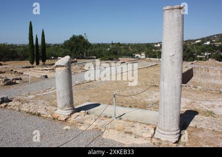 Ein allgemeiner Blick auf die Stätte der römischen Stadt Milreu bei Faro, Algarve, Portugal Stockfoto