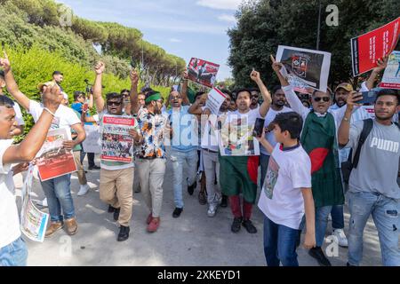 Rom, Italien. Juli 2024. Demonstration vor dem Hauptsitz des Außenministeriums in Rom, organisiert von Vertretern der bangladeschischen Gemeinschaft (Foto: Matteo Nardone/Pacific Press/SIPA USA) Credit: SIPA USA/Alamy Live News Stockfoto