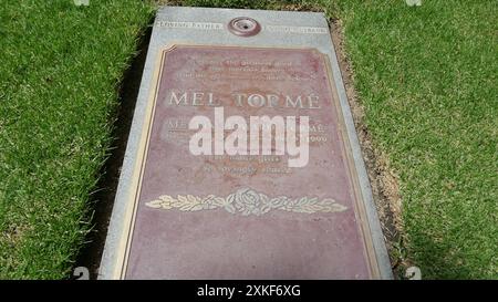 Los Angeles, Kalifornien, USA 22. Juli 2024 Singer Mel Torme Grave im Pierce Brothers Westwood Village Memorial Park am 22. Juli 2024 in Los Angeles, Kalifornien, USA. Foto: Barry King/Alamy Stock Photo Stockfoto