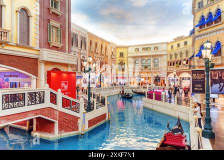 Gondeln auf dem San Luca Kanal im venezianischen Macao Stockfoto