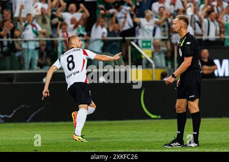 Warschau, Polen. Juli 2024. Rafal Augustyniak (Legia) wurde während des PKO BP Ekstraklasa Spiels zwischen den Teams von Legia Warszawa und Zaglebie Lubin im Stadion Miejski Legii Warszawa gesehen. Endpunktzahl 2:0 Credit: SOPA Images Limited/Alamy Live News Stockfoto