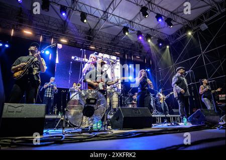 SERAVEZZA, ITALIEN. 22. JULI 2024. Die britische Musikgruppe INCOGNITO im Konzert beim Seravezza Blues Festival. Stefano Dalle Luche / Alamy Live News. Stockfoto