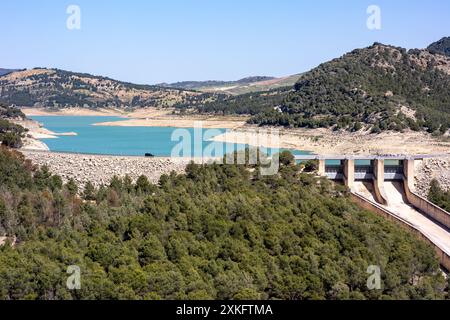 Ardales Reservoir Embalse Gualdahorce, Andalusien, Spanien Stockfoto