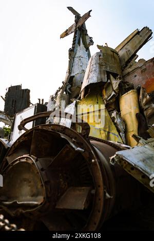 Statue ehemaliger Flugzeuge aus dem Vietnamkrieg Stockfoto