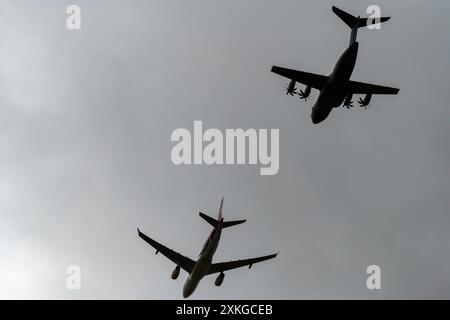 RAF Voyager KC Mk2 und Airbus A400M Atlas Flugzeuge Stockfoto
