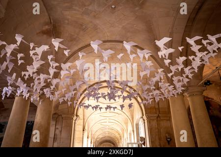 CAEN, CALVADOS, NORMANDIE, FRANKREICH, 16. MAI, 2024 : architektonische Details der Damenabtei, auch bekannt als Abbaye aux Dames Stockfoto