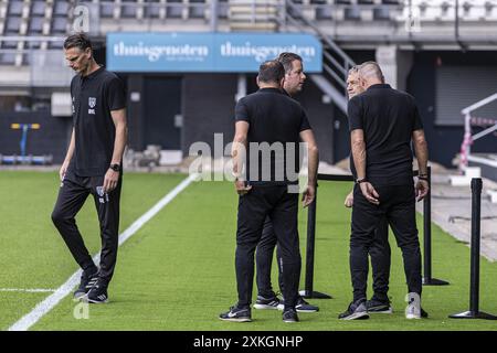 ALMELO, 23.07.2024, Asito stadion. Niederländischer Fußball, Eredivisie, Photocall Heracles Almelo Saison 2024/2025. Heracles Staff Credit: Pro Shots/Alamy Live News Stockfoto