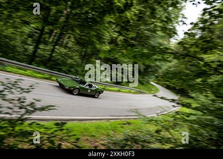 Klassisches de Tomaso Pantera on the Road Stockfoto