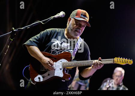 Seravezza, Italien. Juli 2024. Die britische Musikgruppe Incognito im Konzert beim Seravezza Blues Festival. (Foto: Stefano Dalle Luche/Pacific Press) Credit: Pacific Press Media Production Corp./Alamy Live News Stockfoto