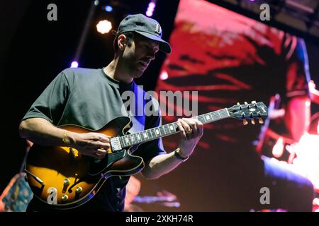 22. Juli 2024, Seravezza, Seravezza, Italien: Die britische Musikgruppe Incognito im Konzert des Seravezza Blues Festivals. (Kreditbild: © Stefano Dalle Luche/Pacific Press via ZUMA Press Wire) NUR REDAKTIONELLE VERWENDUNG! Nicht für kommerzielle ZWECKE! Stockfoto