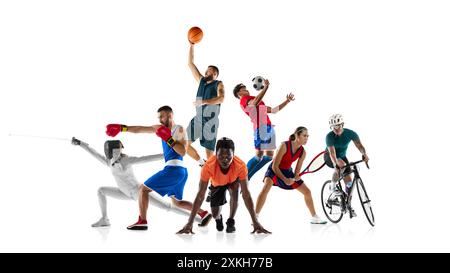 Dynamische Collage. Athleten in verschiedenen Sportarten Fechten, Boxen, Basketball, Fußball, Leichtathletik, Tennis und Radfahren vor weißem Studio-Hintergrund. Stockfoto