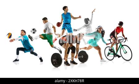 Dynamische Collage. Athleten, die verschiedene Sportarten Volleyball, Fußball, Basketball, Gewichtheben, Fechten, Tennis und Radfahren gegen weißes Studio Stockfoto