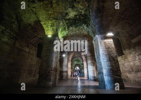 Altstadt von Split. U-Bahn von Diokletian Palast, Kroatien Stockfoto