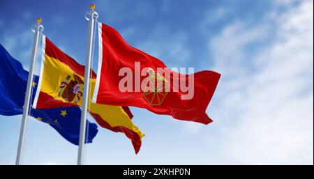 Navarra, Spanien und Europäische Union winken an klaren Tagen im Wind. Navarra ist eine autonome Gemeinde und Provinz in Nordspanien. 3D illus Stockfoto