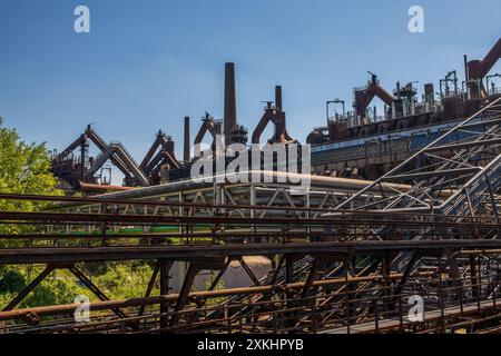 Blick auf das Völklinger Eisenwerk bei Saarbrücken Stockfoto