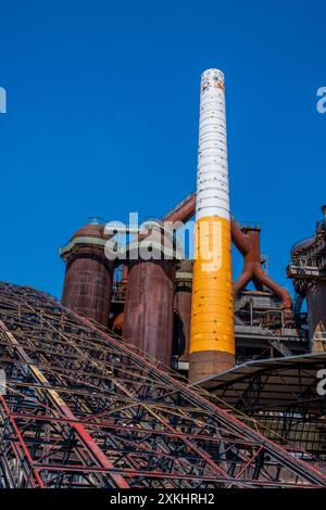 Blick auf das Völklinger Eisenwerk bei Saarbrücken Stockfoto