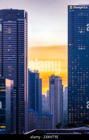 Bonifacio Global City, BGC, Cityscape at Sunset, Manila, Philippinen Stockfoto