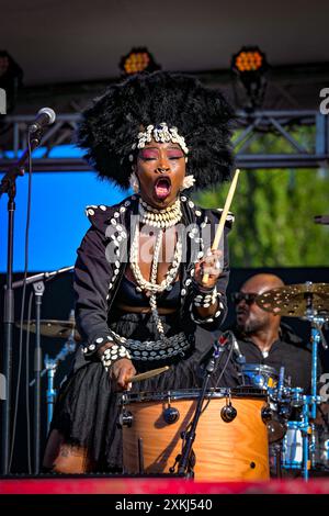 Dobet Gnahoré, Côte d’Ivoire’, Musiker, Vancouver Folk Music Festival, Vancouver, British Columbia, Kanada Stockfoto