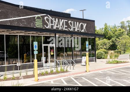 Shake Shack ist eine amerikanische Fast-Food-Restaurantkette, die für ihre Hamburger und Milchshakes bekannt ist. Stockfoto