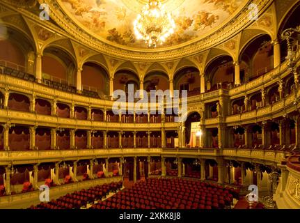 Das Opernhaus - 1. Aufführung 1884 - eines der schönsten Opernhäuser der Welt - erbaut im Stil der Neorenaissance - Budapest, Ungarn Stockfoto