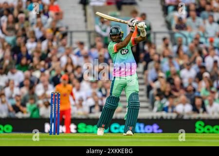 LONDON, VEREINIGTES KÖNIGREICH. 23. Juli, 24. Tawanda Muyeye von Oval Invincibles in Aktion während der Hundred - Oval Invincibles vs Birmingham Phoenix am Dienstag, den 23. Juli 2024 in LONDON ENGLAND. Quelle: Taka Wu/Alamy Live News Stockfoto