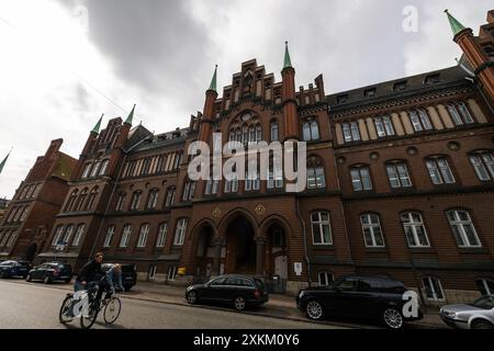 02.04.2024, Deutschland, Schleswig-Holstein, Lübeck - das Landesamt für soziale Dienste Schleswig-Holstein, in einem mächtigen alten Gebäude aus der Gründung Stockfoto