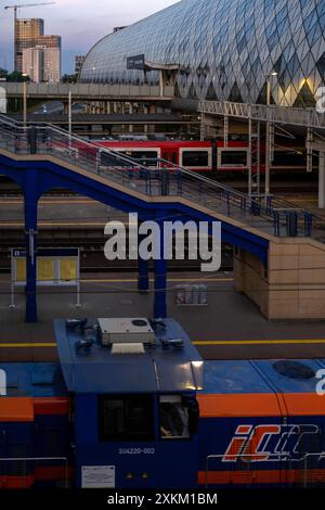 31.05.2024, Polen, Wielkopolska, Posen - Posen Hauptbahnhof, Posen Glowny, der polnischen staatlichen Eisenbahngesellschaft PKP (Polskie Koleje Panstwowe) mit Stockfoto