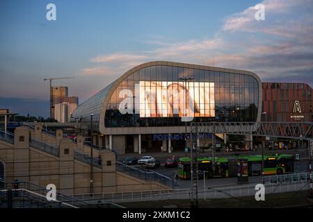 31.05.2024, Polen, Wielkopolska, Posen - Posen Hauptbahnhof, Posen Glowny, der polnischen staatlichen Eisenbahngesellschaft PKP (Polskie Koleje Panstwowe), Stockfoto
