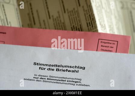 04.06.2024, Deutschland, Bremen, Bremen - Postwahl für die Wahl zum Europäischen Parlament. 00A240604D030CAROEX.JPG [MODELLVERSION: NICHT APPLICABL Stockfoto