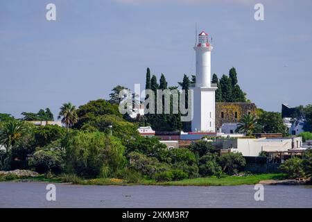 15.03.2024, Uruguay, Colonia, Colonia del Sacramento - Leuchtturm im historischen Zentrum von Colonia am Rio de la Plata. Colonia del Sacramento ist Stockfoto