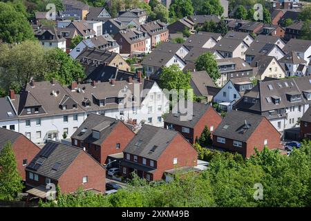 02.05.2024, Deutschland, Nordrhein-Westfalen, Duisburg - Stadtblick, Wohnsiedlung im Stadtteil Wanheim-Angerhausen, Ruhrgebiet. 00X240502D Stockfoto