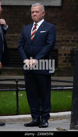 London, Großbritannien. Juli 2024. König Abdullah II. Von Jordanien geht die Downing Street in London hinauf. Quelle: SOPA Images Limited/Alamy Live News Stockfoto