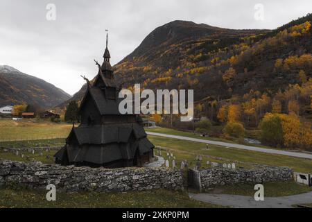 Schwarze Stabkirche Borgund Holzkirche in Norwegen, Borgund stavkirke Stockfoto