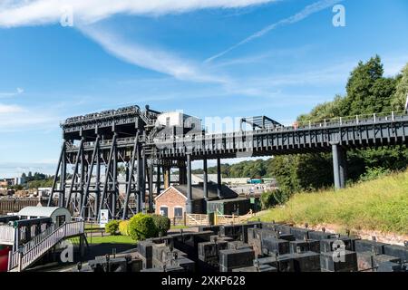 Anderton Boat Lift östliche Höhe von der mittleren Ebene Northwich, Cheshire, 2021 Stockfoto