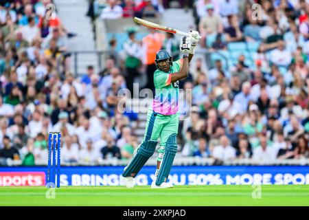 LONDON, VEREINIGTES KÖNIGREICH. 23. Juli, 24. Tawanda Muyeye von Oval Invincibles in Aktion während der Hundred - Oval Invincibles vs Birmingham Phoenix am Dienstag, den 23. Juli 2024 in LONDON ENGLAND. Quelle: Taka Wu/Alamy Live News Stockfoto