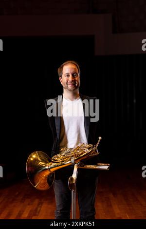 Fleix Klieser französischer Hornspieler aus Deutschland. Stockfoto