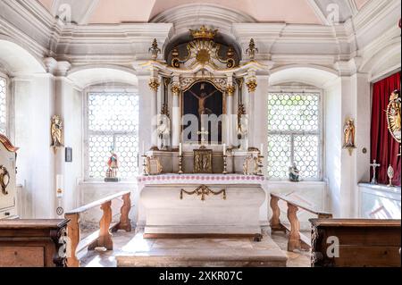 Kapelle in Schloss Dietldorf, Renaissanceschloss und denkmalgeschütztes Gebäude in Burglengenfeld, Schwandorf, Bayern, Deutschland. Stockfoto