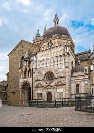 Colleoni Kapelle - Cappella Colleoni und Basilica di Santa Maria Maggiore, Citta alta, Bergamo, Italien Stockfoto