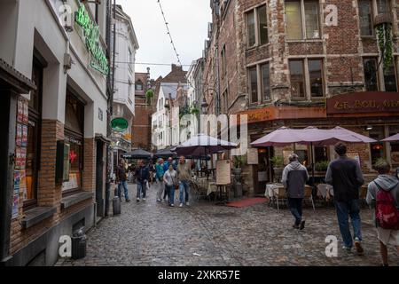 Bruseels Stadtzentrum im Herzen Europas mit Cafés und Bars, die berühmte belgische Biere servieren Stockfoto