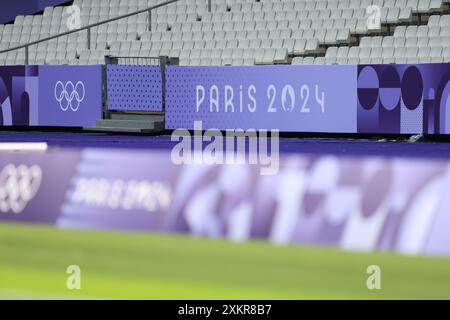 Paris, Frankreich. Juli 2024. Julien Mattia/Le Pictorium - Rugby 7s - Paris 2024 - 24/07/2024 - France/seine Saint Denis/Paris - Illustrationen des Stade de France in den Farben von Paris 2024, am ersten Tag der Olympischen Wettkämpfe, am 24. Juli 2024 Credit: LE PICTORIUM/Alamy Live News Stockfoto