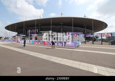 Paris, Frankreich. Juli 2024. Julien Mattia/Le Pictorium - Rugby 7s - Paris 2024 - 24/07/2024 - France/seine Saint Denis/Paris - Illustrationen des Stade de France in den Farben von Paris 2024, am ersten Tag der Olympischen Wettkämpfe, am 24. Juli 2024 Credit: LE PICTORIUM/Alamy Live News Stockfoto