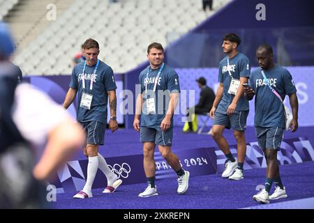 Saint-Denis, Frankreich am 24. Juli 2024. Unbekannt. Juli 2024. Antoine Dupont (FRA) vor dem Spiel der Männer Rugby Seven zwischen Frankreich und den USA (USA) während der Olympischen Sommerspiele 2024, Paris 2024, Saint-Denis, Frankreich am 24. Juli 2024. Foto: Eliot Blondet/ABACAPRESS. COM Credit: Abaca Press/Alamy Live News Stockfoto