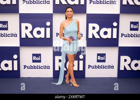 Neapel, Italien. Juli 2024. Caterina Balivo nimmt an der Palinsesti Rai 2024/2025 Teil. (Foto: Francesco Cigliano/SOPA Images/SIPA USA) Credit: SIPA USA/Alamy Live News Stockfoto