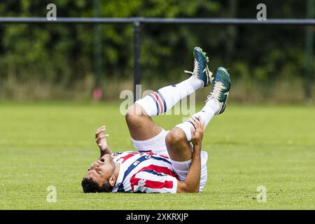 Sint Michielsgestel, Niederlande. Juli 2024. ST. MICHIELSGESTEL - 24.07.2024. Sportpark Zegenwerp. Eredivisie voetbal. Vorsaison 2024-2025. Willem II - Patro Eisden (freundlich). Willem II. Spieler Raffael Behounek, Verletzung. Beschreibung: Pro Shots/Alamy Live News Stockfoto