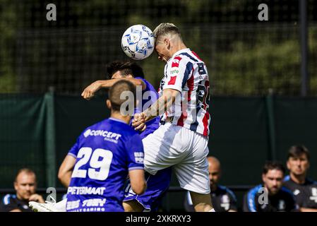 Sint Michielsgestel, Niederlande. Juli 2024. ST. MICHIELSGESTEL - 24.07.2024. Sportpark Zegenwerp. Eredivisie voetbal. Vorsaison 2024-2025. Willem II - Patro Eisden (freundlich). Willem II Spieler Mickael Tirpan. Beschreibung: Pro Shots/Alamy Live News Stockfoto