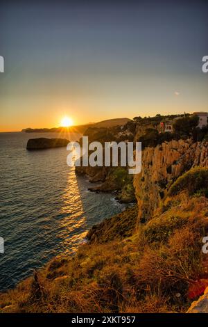 Die Küste von Benitatxell an der Costa Blanca, Spanien Stockfoto