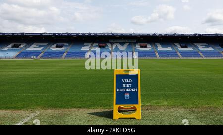 Zwolle, Niederlande. Juli 2024. ZWOLLE, 24.07.2024, MAC³PARK Stadium, niederländischer Fußball Eredivisie, Saison 2024/2025. Während des Photocall PEC Zwolle Credit: Pro Shots/Alamy Live News Stockfoto